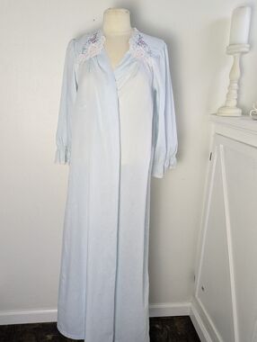 Vintage Nightgown Robe Baby Blue Embroidered Shoulders